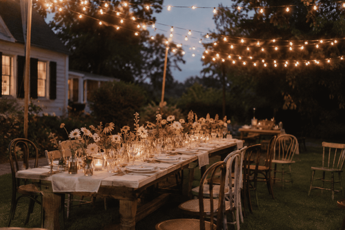 Pros and Cons of Having a Backyard Wedding